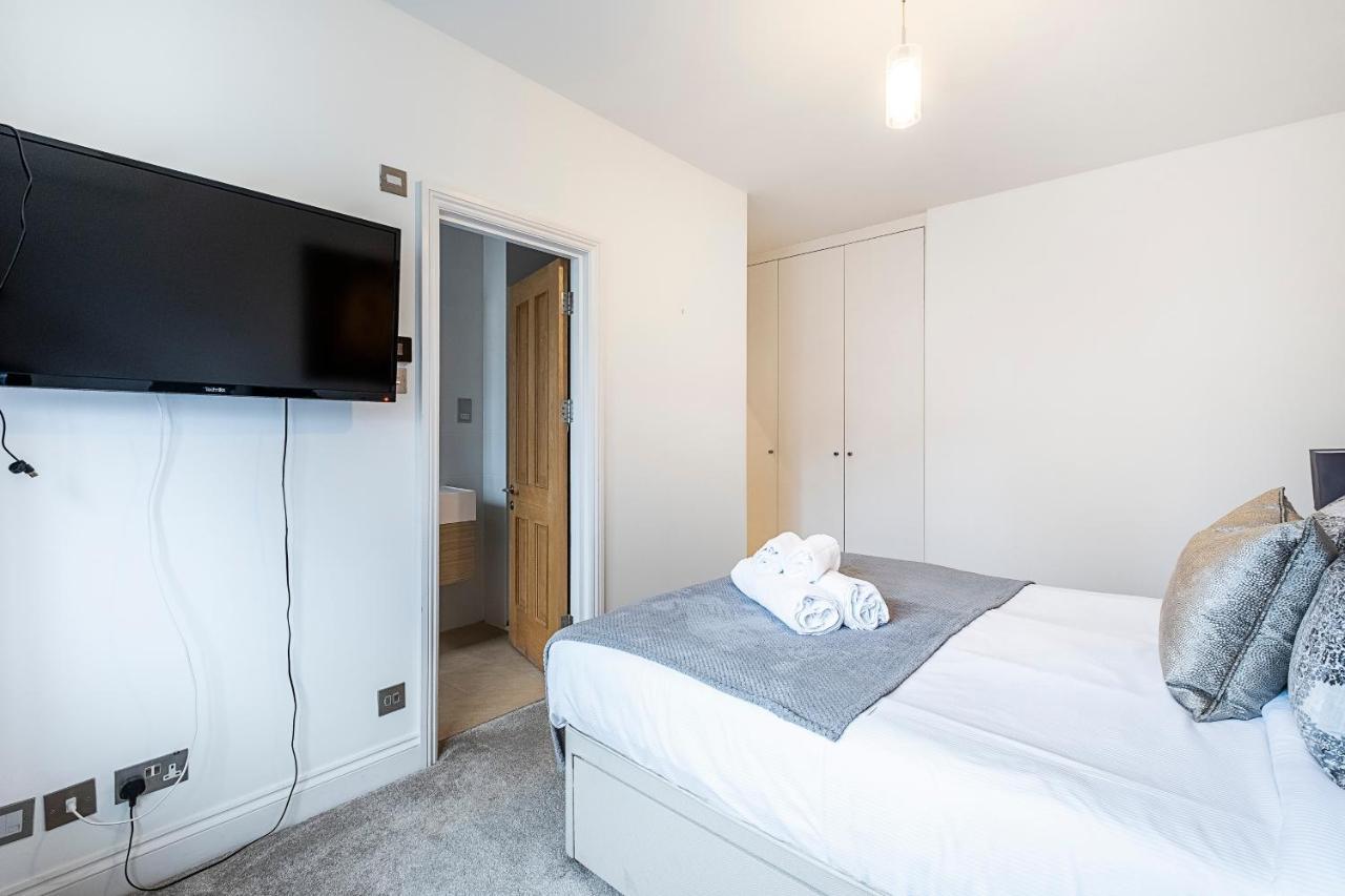 The Porchester Gardens - Modern & Bright 4Bdr With Garden And Parking ลอนดอน ภายนอก รูปภาพ