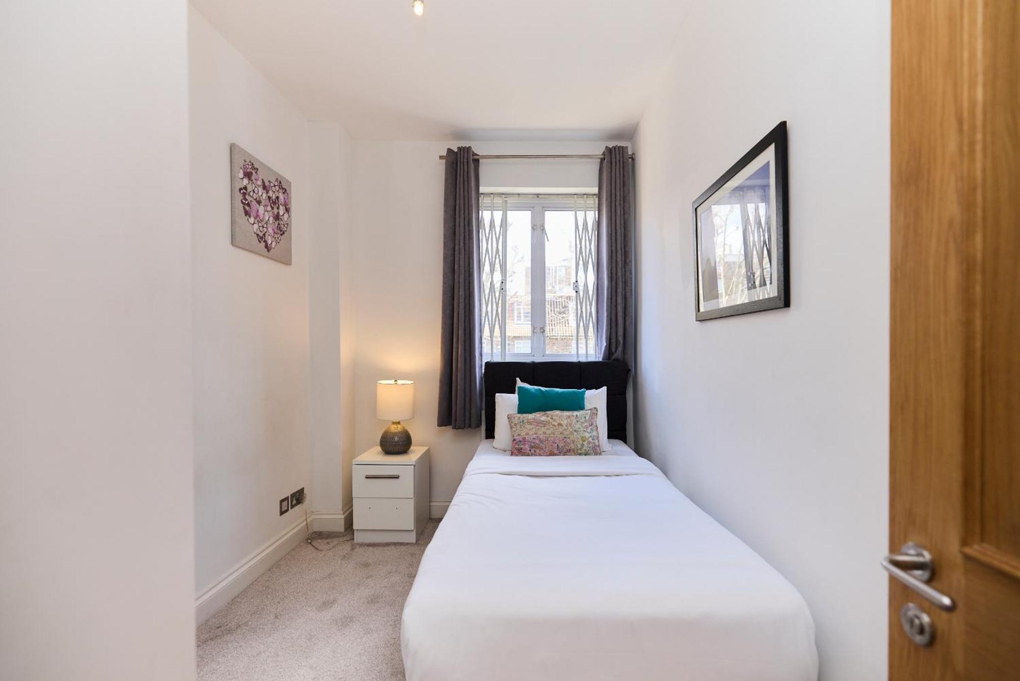 The Porchester Gardens - Modern & Bright 4Bdr With Garden And Parking ลอนดอน ภายนอก รูปภาพ