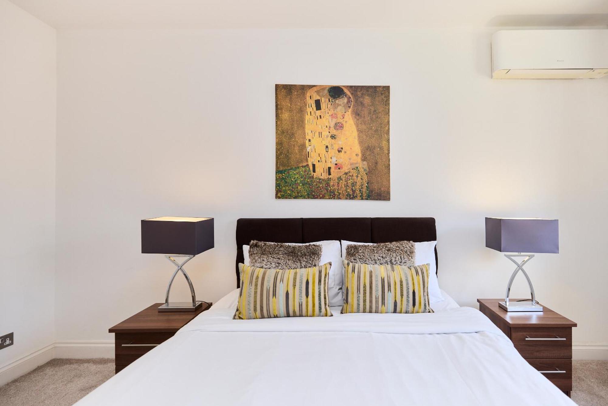 The Porchester Gardens - Modern & Bright 4Bdr With Garden And Parking ลอนดอน ภายนอก รูปภาพ