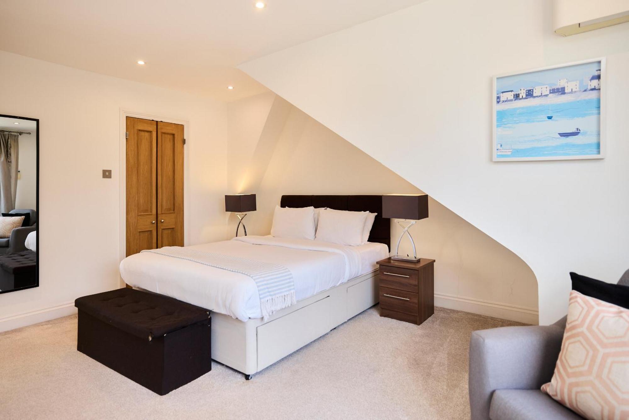 The Porchester Gardens - Modern & Bright 4Bdr With Garden And Parking ลอนดอน ภายนอก รูปภาพ